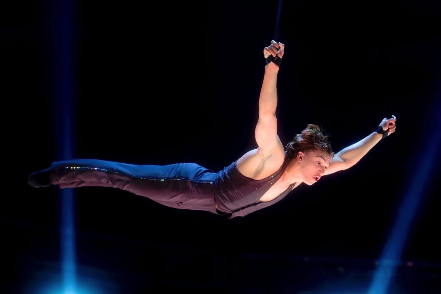 Continua a volare! Sempre più in alto, senza limiti. 💪🫂 @alexanderorfeinonesmalachikhin