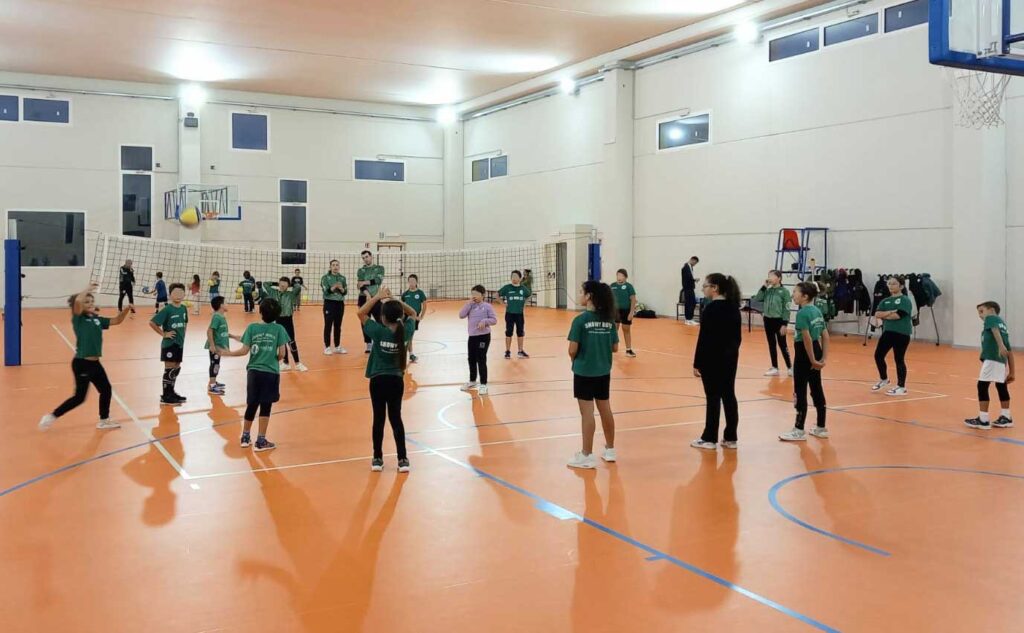 Scuola Volley: si incrementa il numero degli iscritti ai corsi della Showy Boys Galatina Scuola Volley: si incrementa il numero degli iscritti ai corsi della Showy Boys Galatina