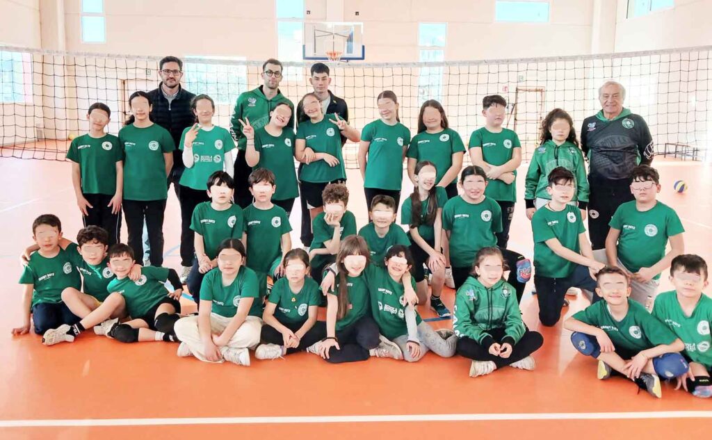 Showy Boys: festa di fine corso per i più piccoli della Scuola Volley Showy Boys: festa di fine corso per i più piccoli della Scuola Volley