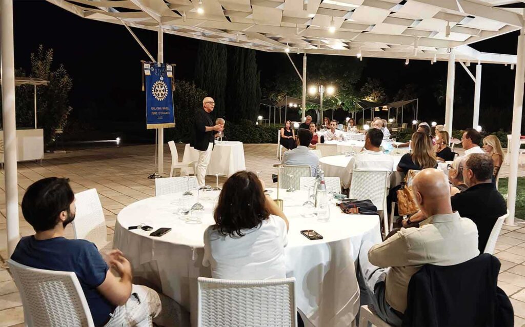 Rotary Club Galatina: conoscenza, formazione, nuovi progetti e al centro il ruolo dei soci